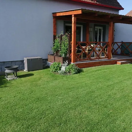 Apartman U Krumlova Апартаменты *